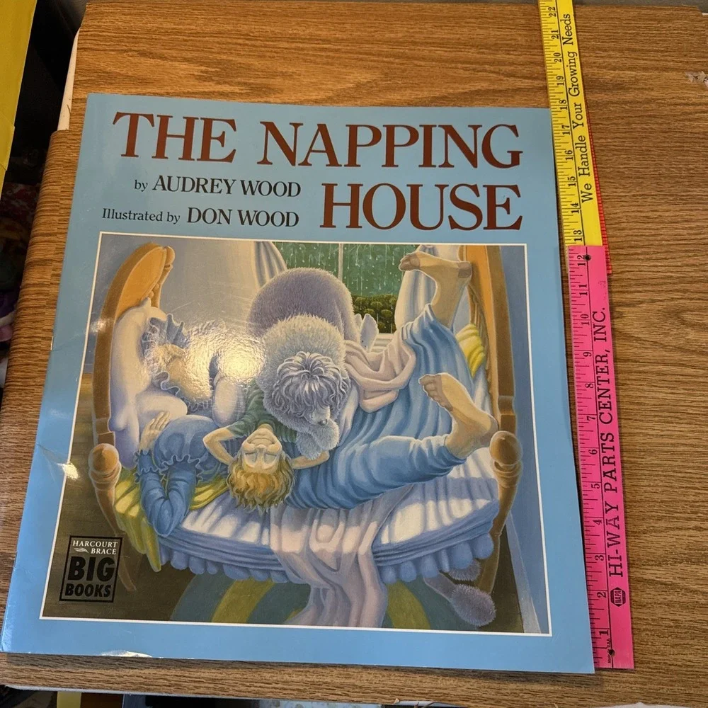 The‎ Napping House Book 16x18